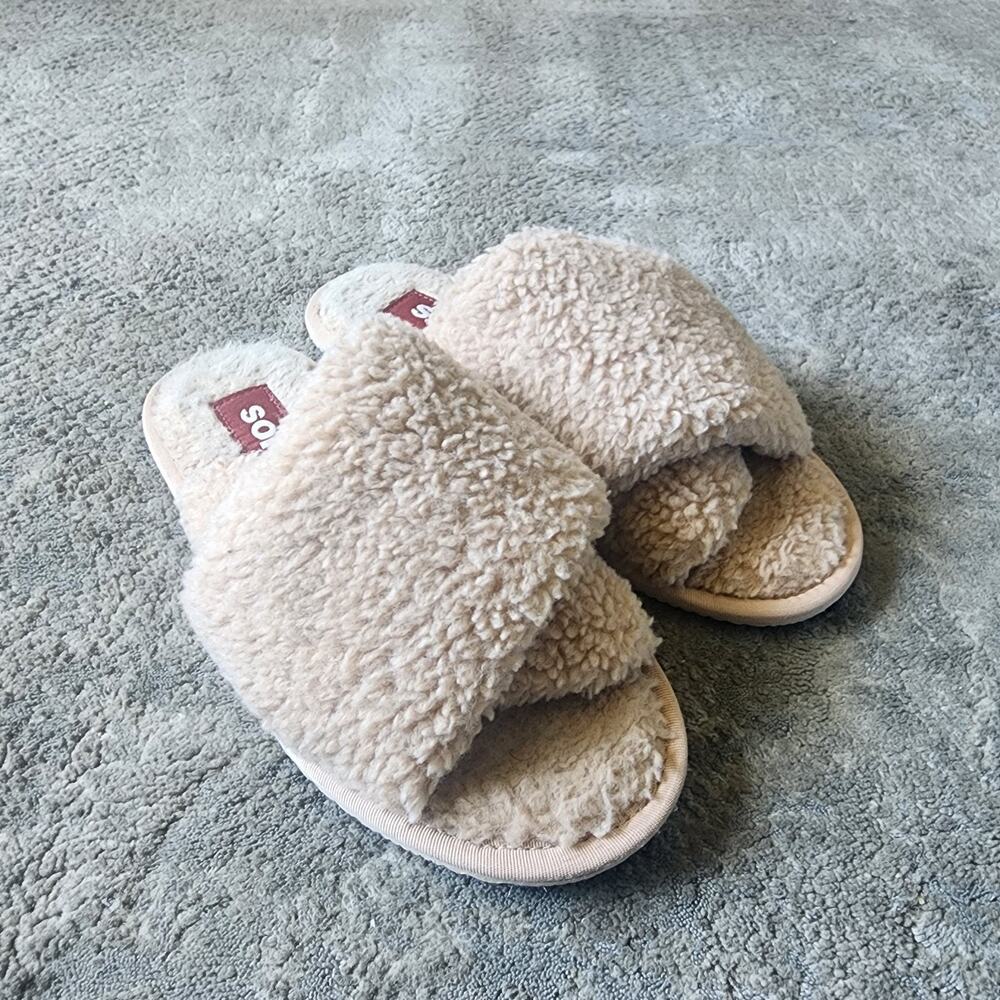 Sorel Go Mail Run Tan Cream Sz 6 Slippers Shoe Comfy Fuzzy House Shoes Faux Fur